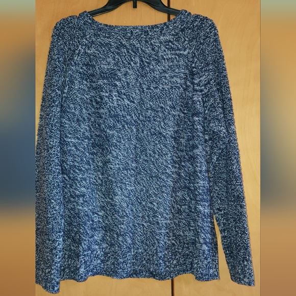 Sweater - Picture 2 of 3